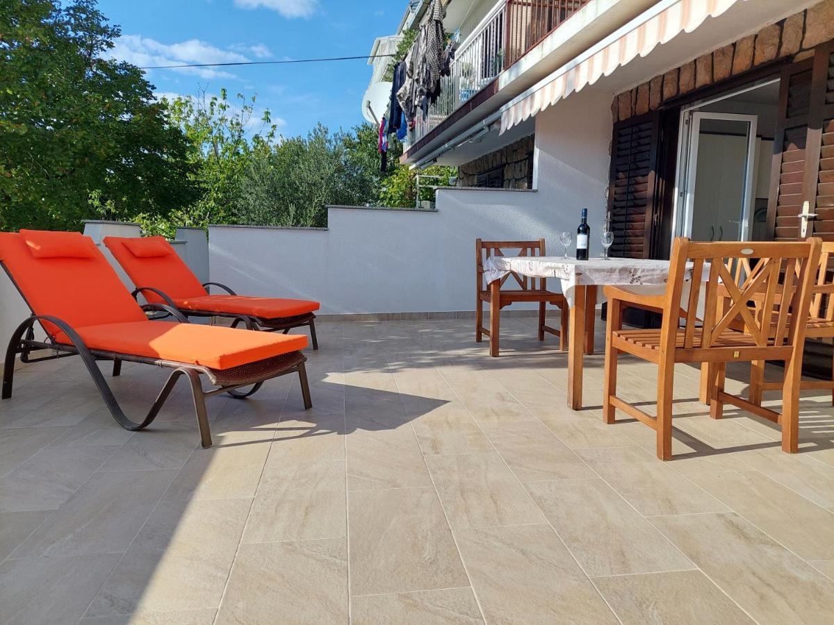 Apartman Renata ซริกเวนิซา ภายนอก รูปภาพ
