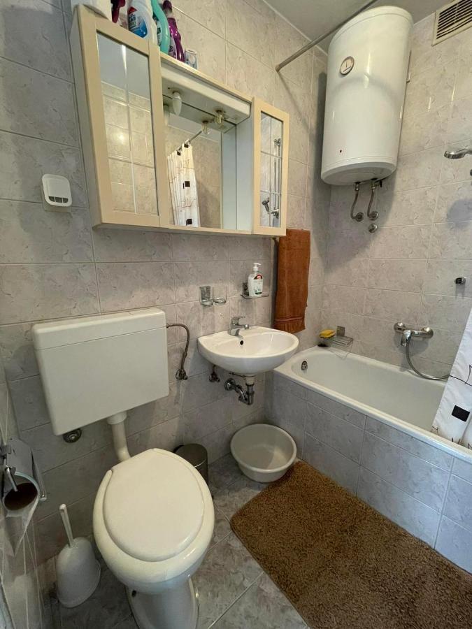 Apartman Renata ซริกเวนิซา ภายนอก รูปภาพ